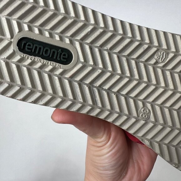 Remonte Jocelyn knit sandals in coral, Size 38 - Picture 11 of 11